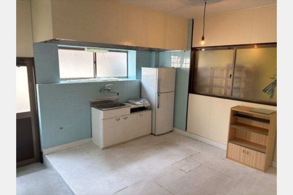 城東台西３丁目　中古事務所付戸建住宅の画像03
